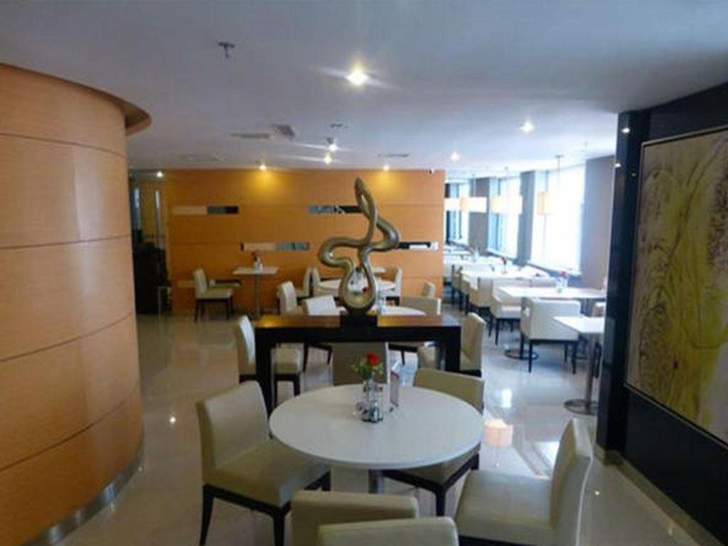 Jinjiang Inn Changchun Hongqi Street מראה חיצוני תמונה