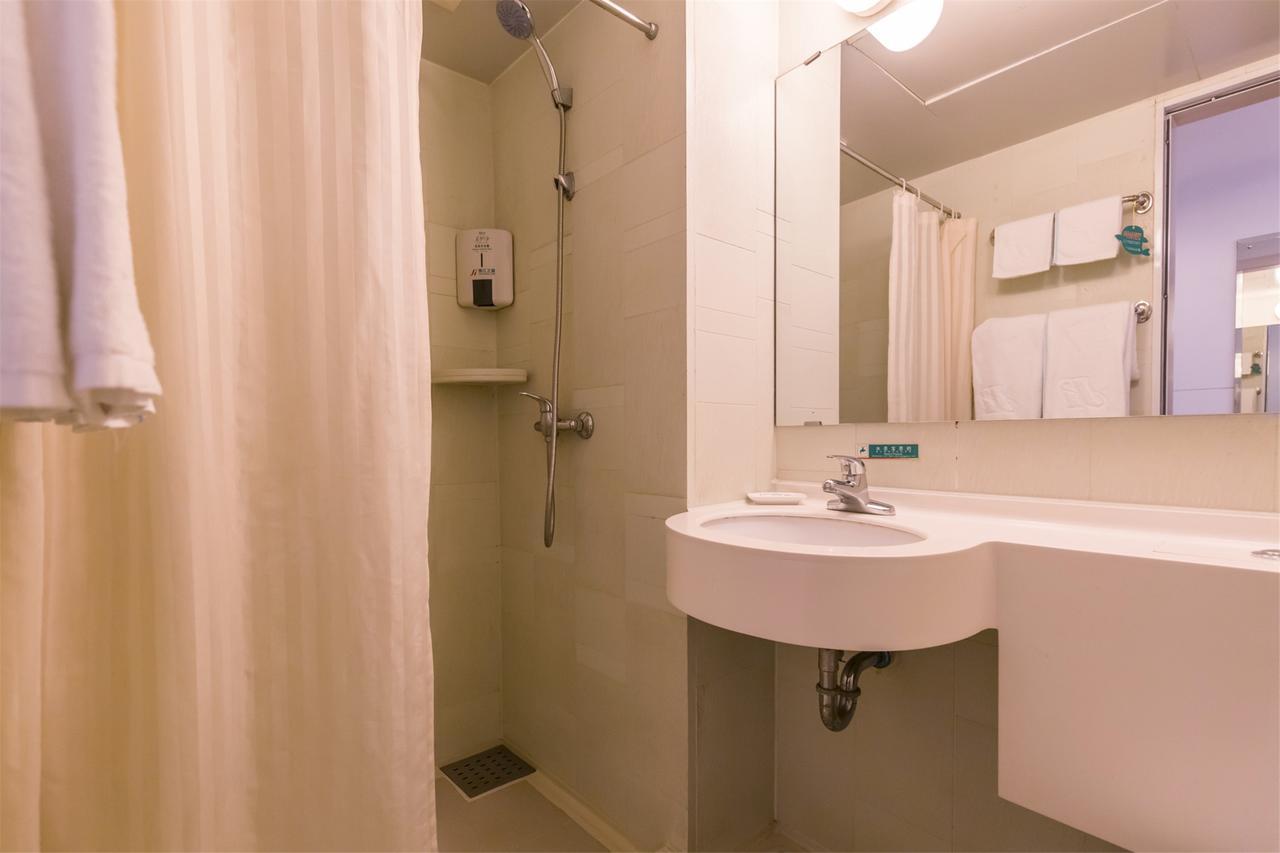 Jinjiang Inn Changchun Hongqi Street מראה חיצוני תמונה
